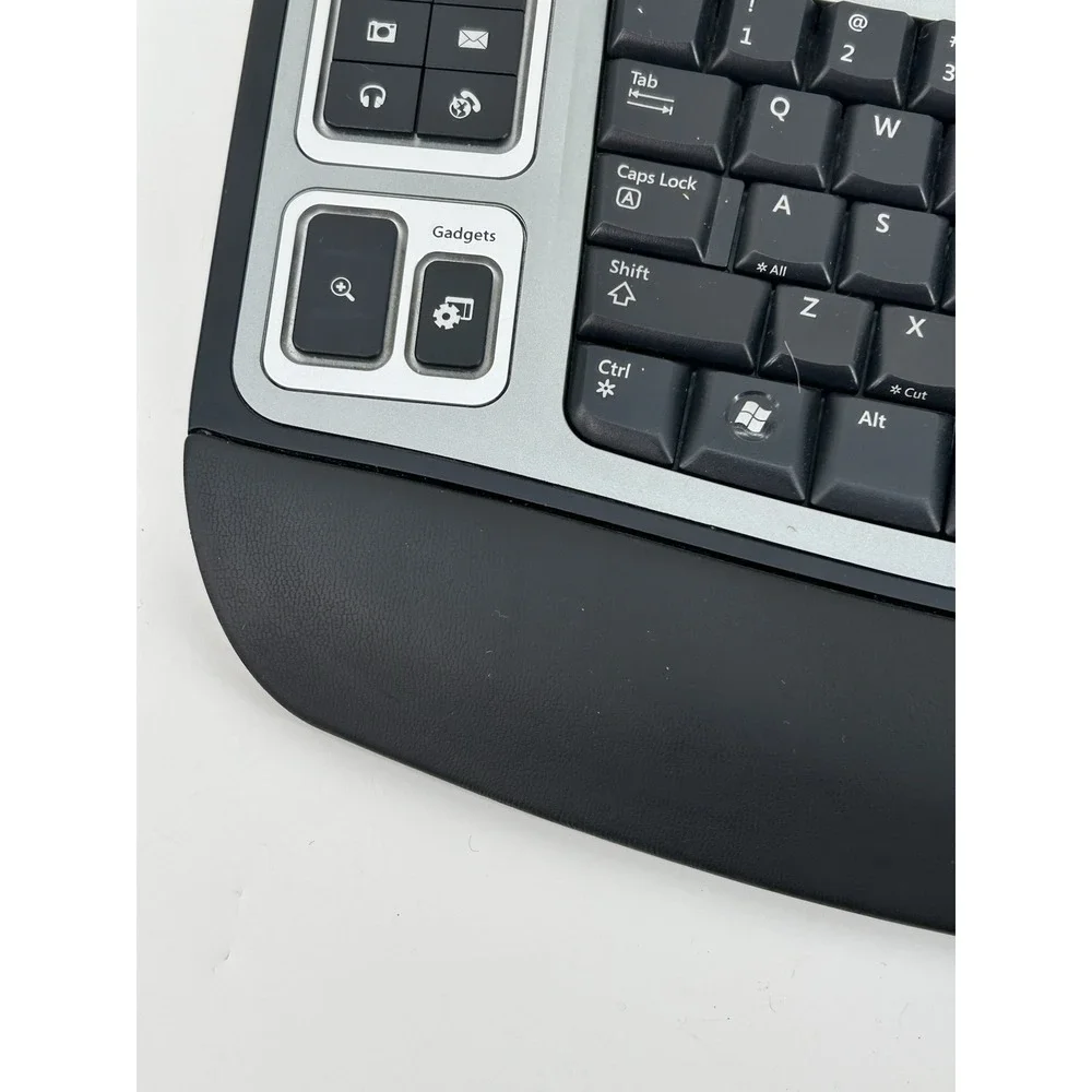 Microsoft Wireless Laser Keyboard 6000 v2.0 Ergonomic No Dongle - Nice Condition